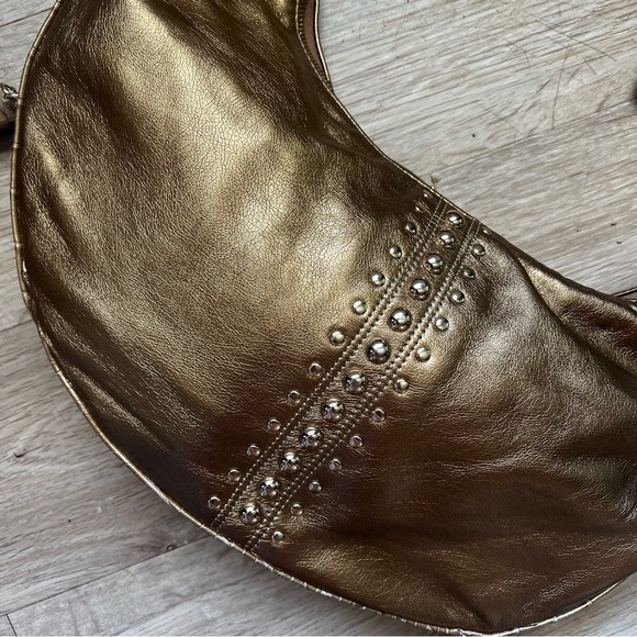 Vintage Y2K Gold Studded Hobo with Charm Keychains - Picture 2 of 11